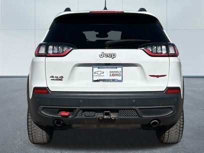 Used 2020 Jeep Cherokee Trailhawk w/ Technology Group