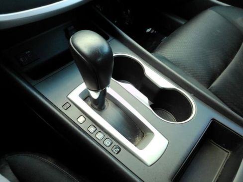 Used 2017 Nissan Altima 2.5 SR w/ Midnight Edition Package image 42