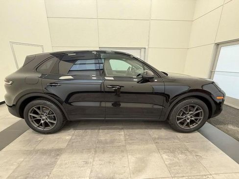 New 2026 Porsche Cayenne image 9