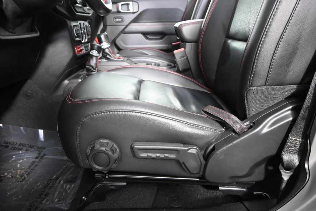 Used 2021 Jeep Wrangler Unlimited Rubicon AWD/4WD image 22
