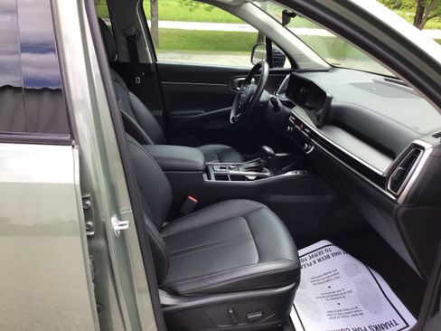 Used 2025 Kia Sorento X-Line EX AWD/4WD image 28