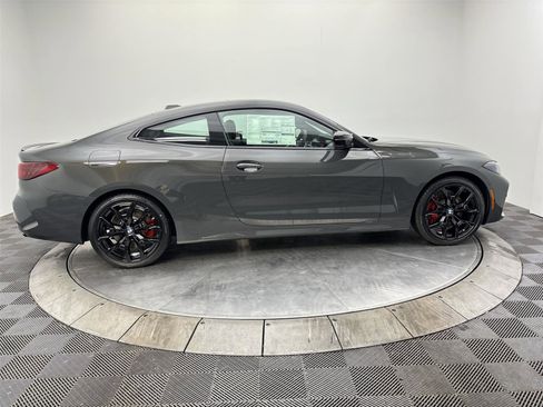 New 2026 BMW 440i xDrive Coupe w/ Parking Assistance Package image 17