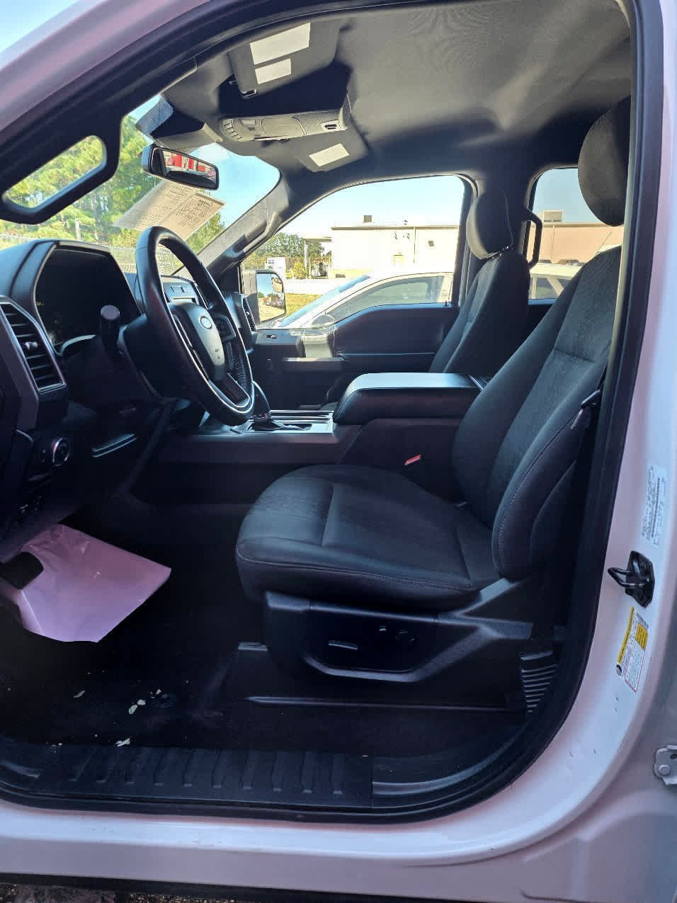 Used 2019 Ford F150 XLT w/ Equipment Group 302A Luxury AWD/4WD image 2