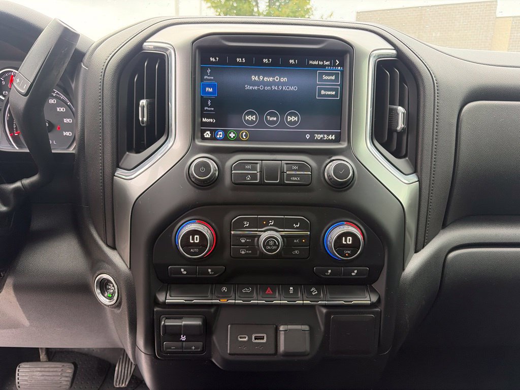 Used 2019 Chevrolet Silverado 1500 LT w/ All-Star Edition AWD/4WD image 8