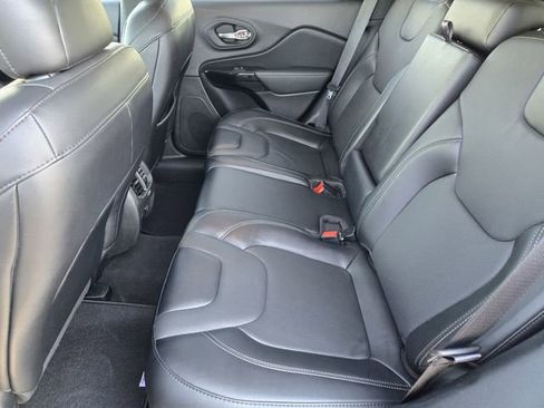 Certified 2023 Jeep Cherokee Altitude Lux image 30