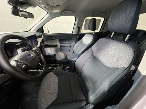 New 2025 Ford Maverick XLT w/ XLT Luxury Package image 13