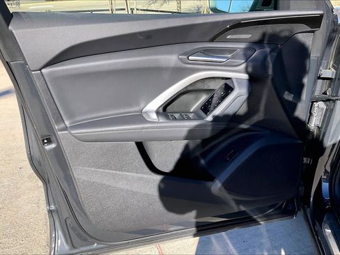 Certified 2025 Audi Q5 Premium Plus w/ Premium Plus image 21