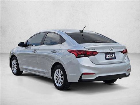 Used 2022 Hyundai Accent SEL image 7