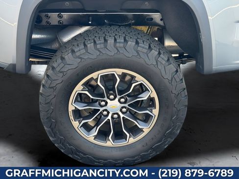 Used 2019 Chevrolet Colorado ZR2 AWD/4WD image 36
