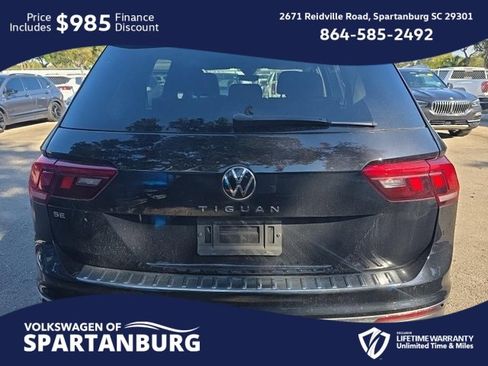 Used 2023 Volkswagen Tiguan SE image 9