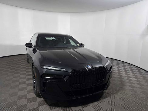 New 2026 BMW 740i xDrive w/ Executive Package image 6