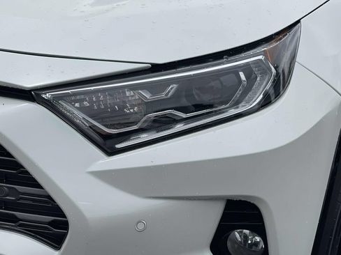 Used 2021 Toyota RAV4 XSE AWD/4WD image 13