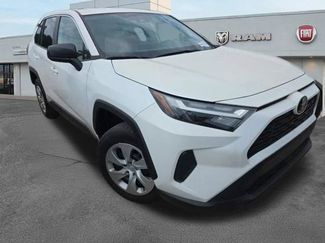 Used 2024 Toyota RAV4 LE AWD/4WD video 2