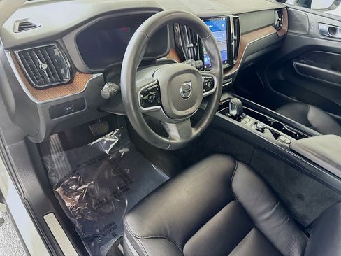 Used 2023 Volvo XC60 B5 Plus w/ Climate Package AWD/4WD image 23