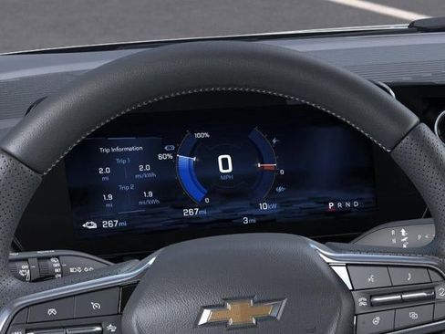 New 2026 Chevrolet Equinox EV LT image 18