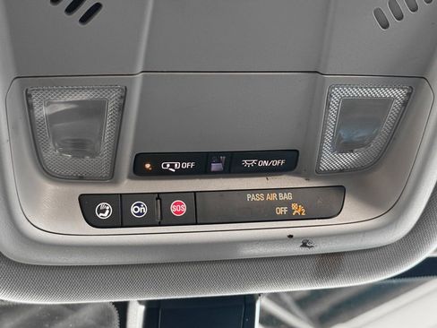 Used 2020 GMC Acadia SLE w/ LPO, Floor Liner Package image 31