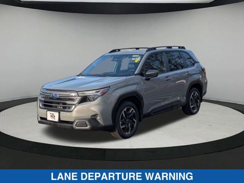 Certified 2025 Subaru Forester Limited image 8