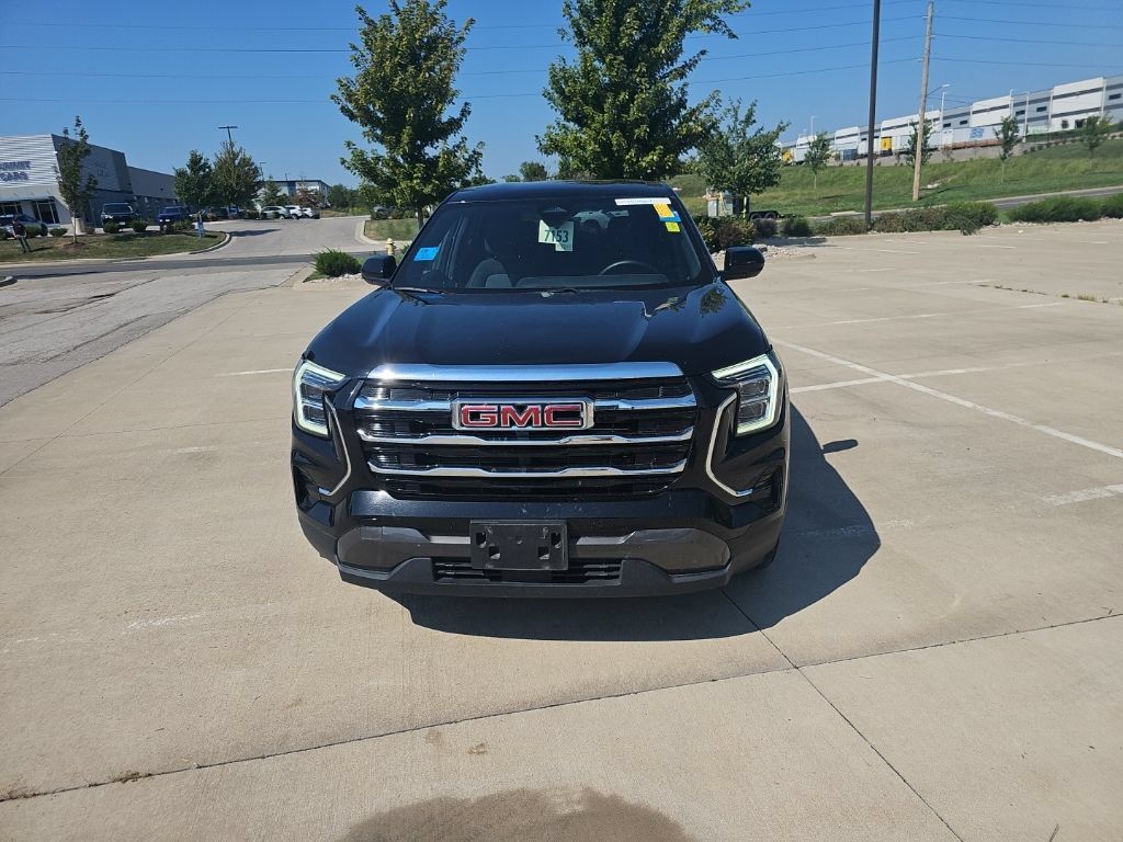 Used 2026 GMC Terrain Elevation AWD/4WD image 2