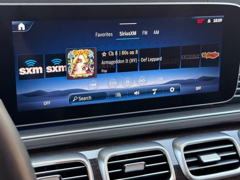 Used 2026 Mercedes-Benz GLS 450 4MATIC image 18