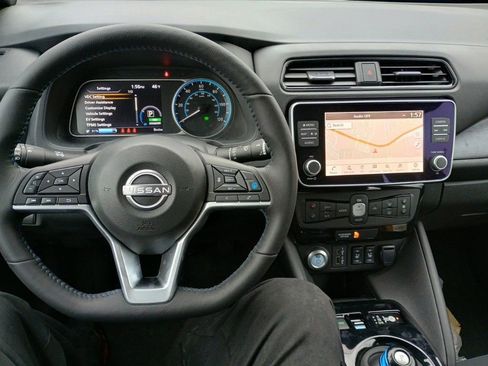 New 2025 Nissan Leaf SV Plus image 13