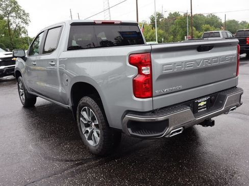 New 2026 Chevrolet Silverado 1500 LT w/ Z71 Off-Road Package AWD/4WD image 3