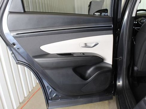 Used 2022 Hyundai Tucson SEL w/ Convenience Package FWD image 18