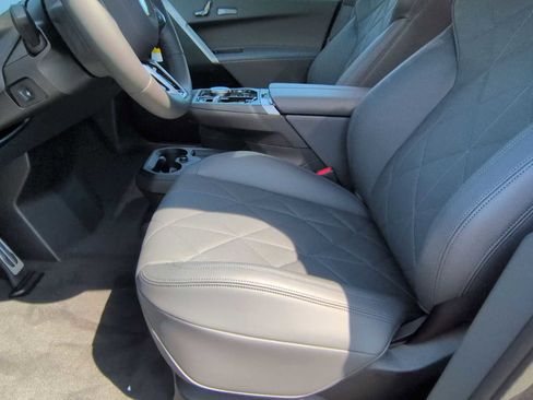 New 2026 BMW iX xDrive45 image 16