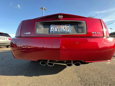 Used 2008 Cadillac XLR image 26