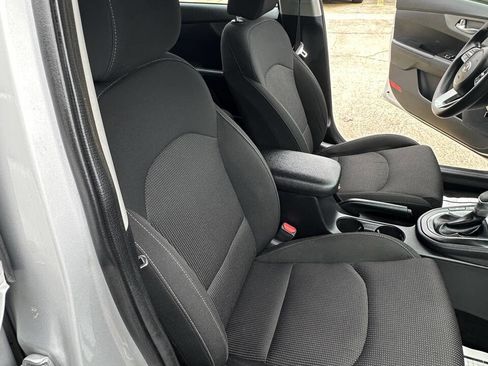 Used 2019 Kia Forte LXS image 19