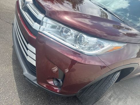 Used 2019 Toyota Highlander LE image 34