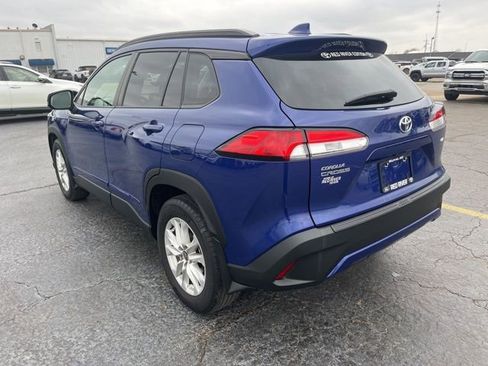 Used 2023 Toyota Corolla Cross LE image 6