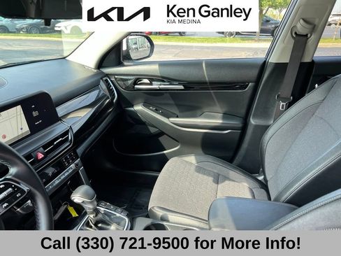 Certified 2024 Kia Seltos S AWD/4WD image 39
