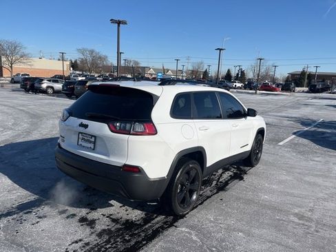 Used 2023 Jeep Cherokee Altitude Lux w/ Lux Elite Package image 5