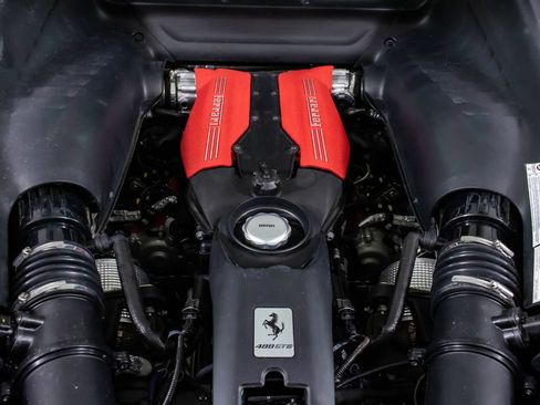 Certified 2019 Ferrari 488 GTB RWD image 54