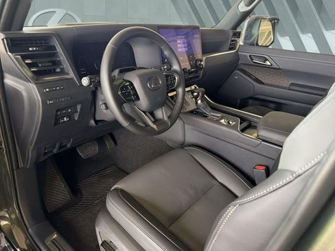 Certified 2026 Lexus GX 550 w/ Cold Area Package AWD/4WD image 10