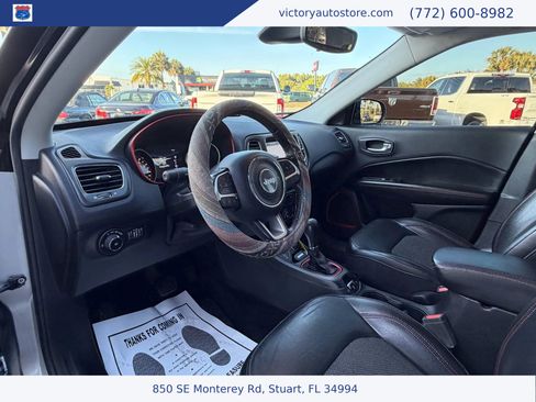 Used 2019 Jeep Compass Trailhawk w/ Cold Weather Group image 30