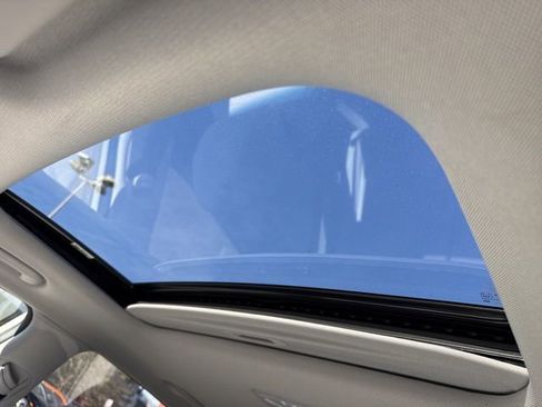 Certified 2023 Hyundai Kona Limited image 5