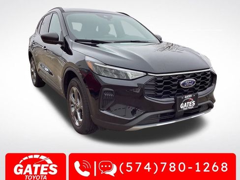 Used 2025 Ford Escape ST-Line image 1