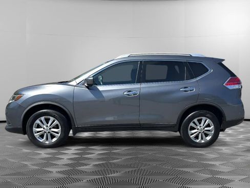 Used 2016 Nissan Rogue SV image 5