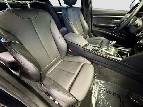 Used 2018 BMW 330e image 14