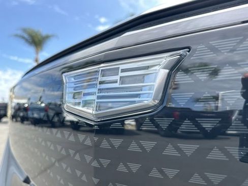 New 2026 Cadillac Lyriq V image 32