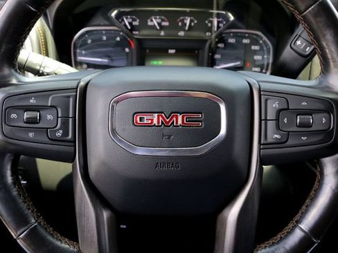 Used 2021 GMC Sierra 2500 AT4 AWD/4WD image 12