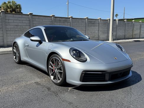 Certified 2020 Porsche 911 Carrera S RWD image 8