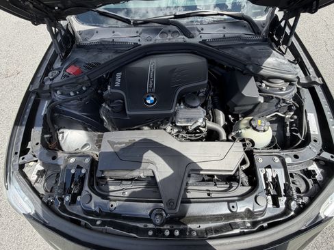 Used 2016 BMW 320i Sedan RWD image 21