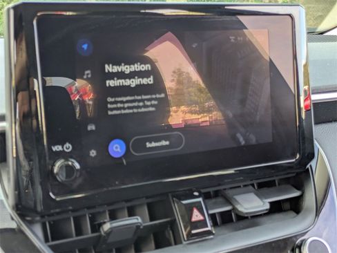 Used 2024 Toyota Corolla LE image 21