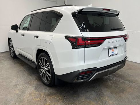Used 2022 Lexus LX 600 4WD w/ Appearance Package image 6