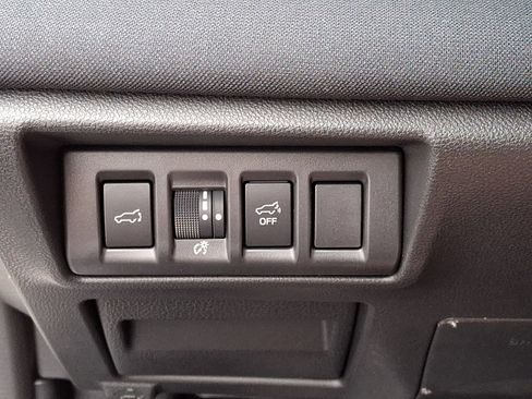 Certified 2025 Subaru Outback Premium AWD/4WD image 26