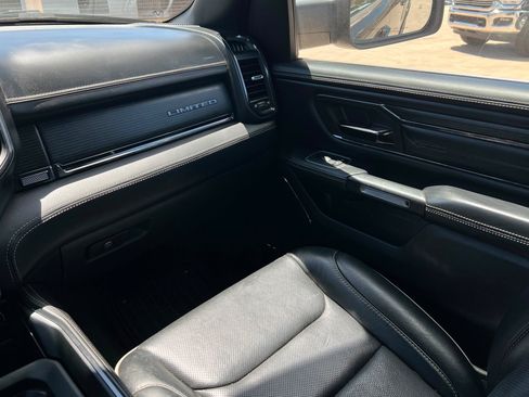 Used 2022 RAM 1500 Limited AWD/4WD image 10