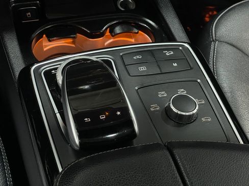 Used 2017 Mercedes-Benz GLS 550 4MATIC image 27