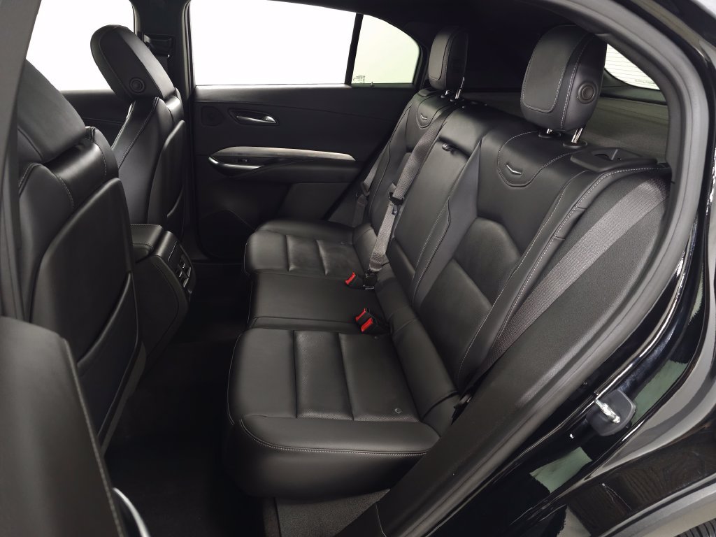 Used 2024 Cadillac XT4 Premium Luxury AWD/4WD image 31